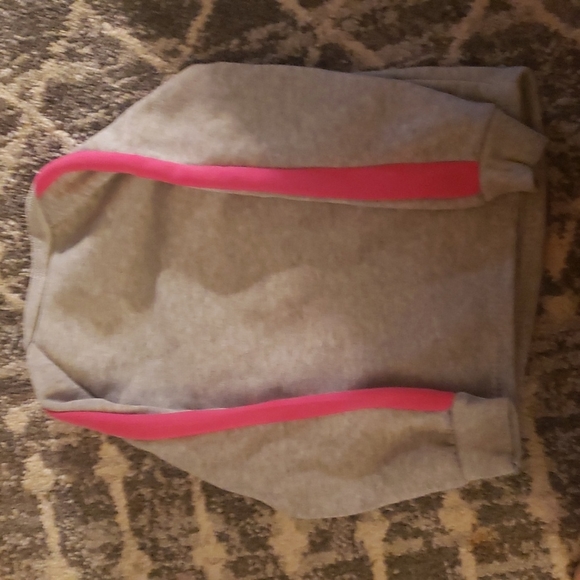 4T sweater - Picture 4 of 4